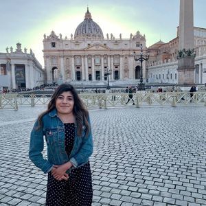 Meet your Posher, Isabel